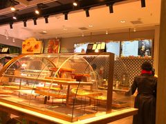 面包甜点陈列柜-巴黎贝甜(龙江店)