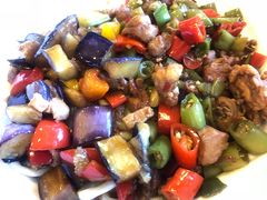 茄子肉丁小公鸡双拼拌面-文三里屯面馆(三里屯店)