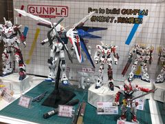 -泡泡玛特POPMART(蓝色港湾店)