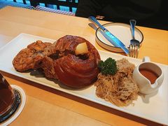 烤猪肘拼盘-普拉那啤酒坊Paulaner(凯宾斯基饭店)