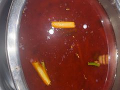 -肖肖酸萝卜鱼火锅(总店)