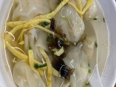 太湖三白小馄饨-忆秦园小笼包(惠山古镇总店)