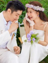 -至臻微拉婚纱摄影