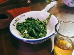 -富正毅三下锅·湘西韵味(天门山索道店)