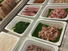 自助取餐区-四海酒家生态粤菜