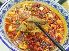 -渝君重庆火锅(嘉宾路店)