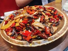 -隔壁老王·家常云南菜(皇冠店)
