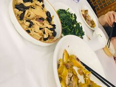 -围龙屋客家食府(福田店)