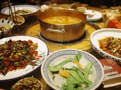 -亮欢寨酸汤鱼(沙冲路店)