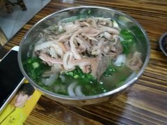 -老味道遵义虾子羊肉粉(兴关路店)