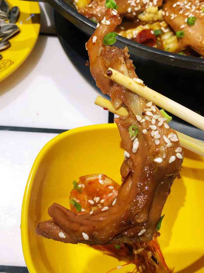 丫恋锅鸭爪爪-"秒杀的单人餐 周末和小伙伴去打卡的 如果.
