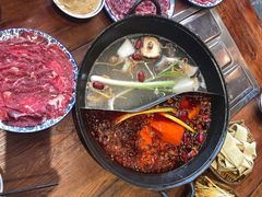 -袁山山重庆火锅(丈八北路店)