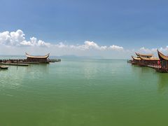 -七彩云南欢乐世界