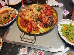 -老班长·小龙虾·鲜货烧烤大排档(金街美地店)