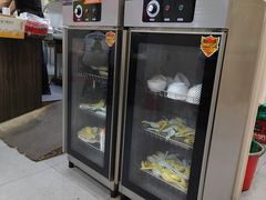餐具摆设-穆得·老周家牛肉烧饼(普利街店)