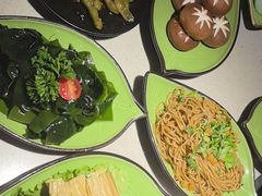 -一叶一世界•素食餐厅(环球中心店)