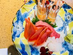蓝鳍七拼-达摩君日本料理(泰海花园小区店)