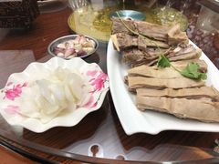 -伊源鼎盛餐饮服务有限公司