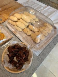 good morning 谷摩宁(福克斯流行广场)-"「冲绳奶酥」内陷好吃,但是有