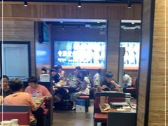 大堂-管氏翅吧(护国寺店)