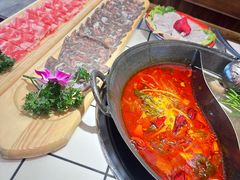 -热火朝天鲜切牛肉火锅(南强街巷店)