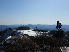 -浙东第一尖雪山欢乐谷