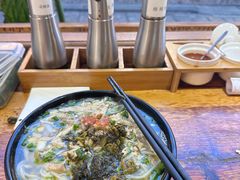 -二哥米线 丽江店