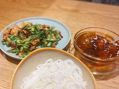 -麦麦山云南菜(复地活力城店)