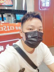 -川和潮人