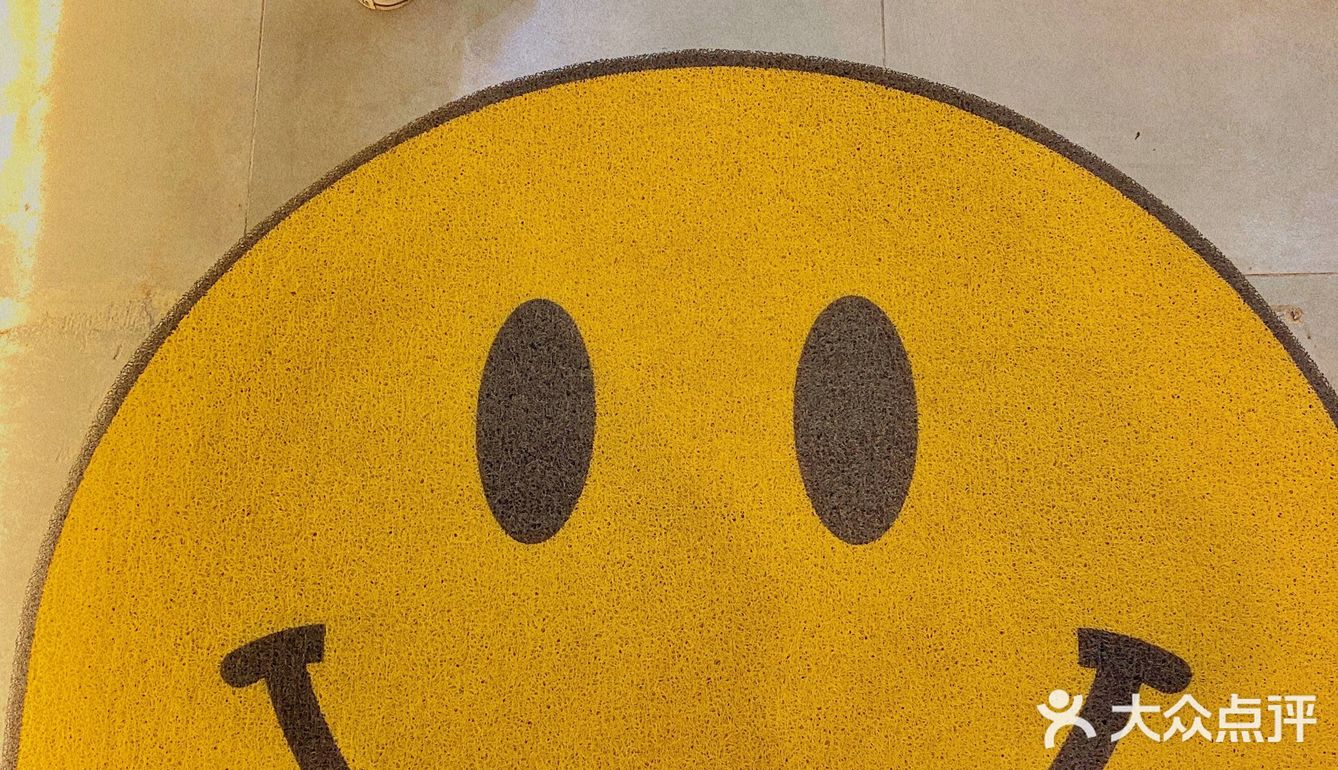 柳州探店🍔卡通动画般的汉堡店谁看了不迷糊