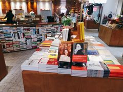 -中信理想家漫食(白云国际机场T2航站楼店)