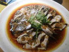剁椒鱼头-老妈私房鱼头(欧洲城店)