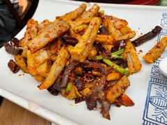 牛干巴炒藕条-云海肴·汽锅鸡·云南菜(曲江大悦城店)