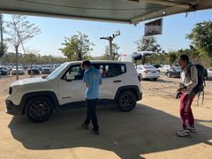 -一嗨租车(凤凰机场店)