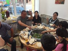 -粘豆包柴火铁锅炖