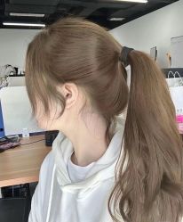 -BULB STUDIO 巴柏明星发型工作室