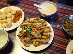 -88号小吃店·经典云南菜·地道纳西美食