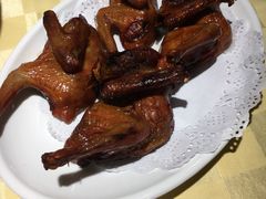 招牌烤乳鸽-石岐佬中山菜馆(张溪店)