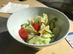 -穹六人间 people 6(岳阳路店)