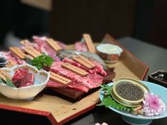 -铭牛烧肉·和牛海鲜自助(高新月牙湖店)