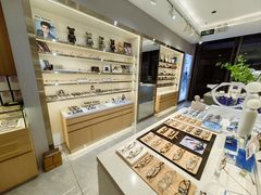 -视野联行眼镜·蔡司·尼康·豪雅·依视路(青浦宝龙店)