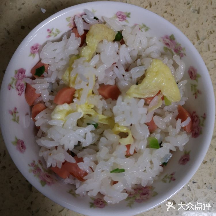 自制火腿肠蛋炒饭简单又好吃