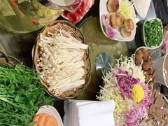 -华强阁菊花宴自助火锅店