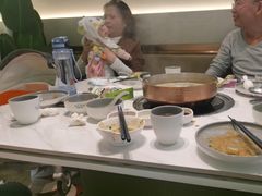-洪氏嗨捞·广东猪肚鸡·椰子鸡火锅(西咸万象城店)