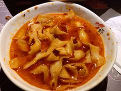 龙虾汁拌刀削面-虾胡闹·澳洲小龙虾·烧烤(福田鲨鱼店)