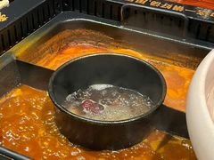 -老牌坊云南鱼豆花火锅(哈西万达店)