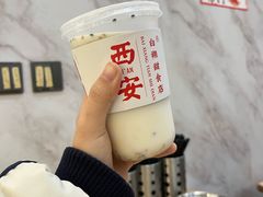 -白翔甜食店