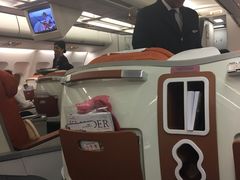 -西沃古尔·拉姆古兰爵士国际机场