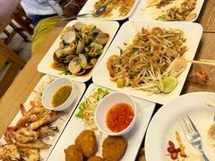 -两兄弟Song Pee Nong(2号店)