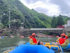 -安吉龙王山峡谷漂流